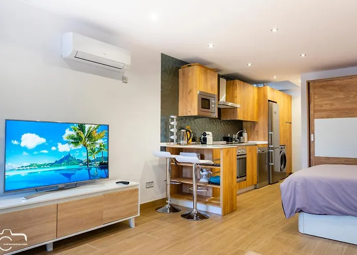 Estudio Moderno En Elviria, Marbella