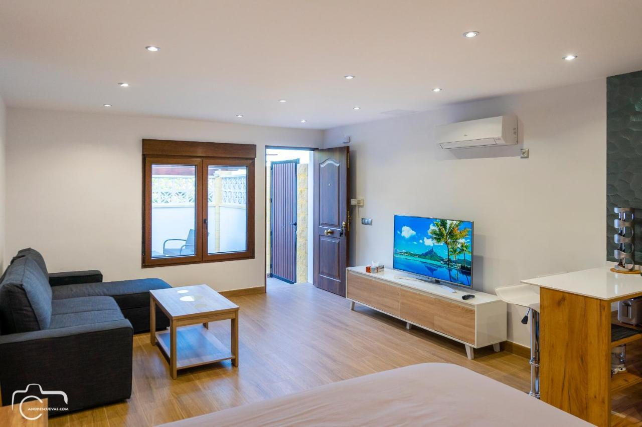 Estudio Moderno En Elviria,